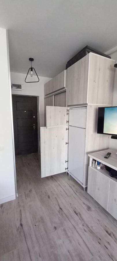 Apartament Garsoniera Saturn Zewnętrze zdjęcie